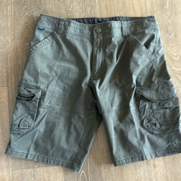 Kuhl Other - Kuhl Patina Dye Men’s Shorts Size 36 grey green color